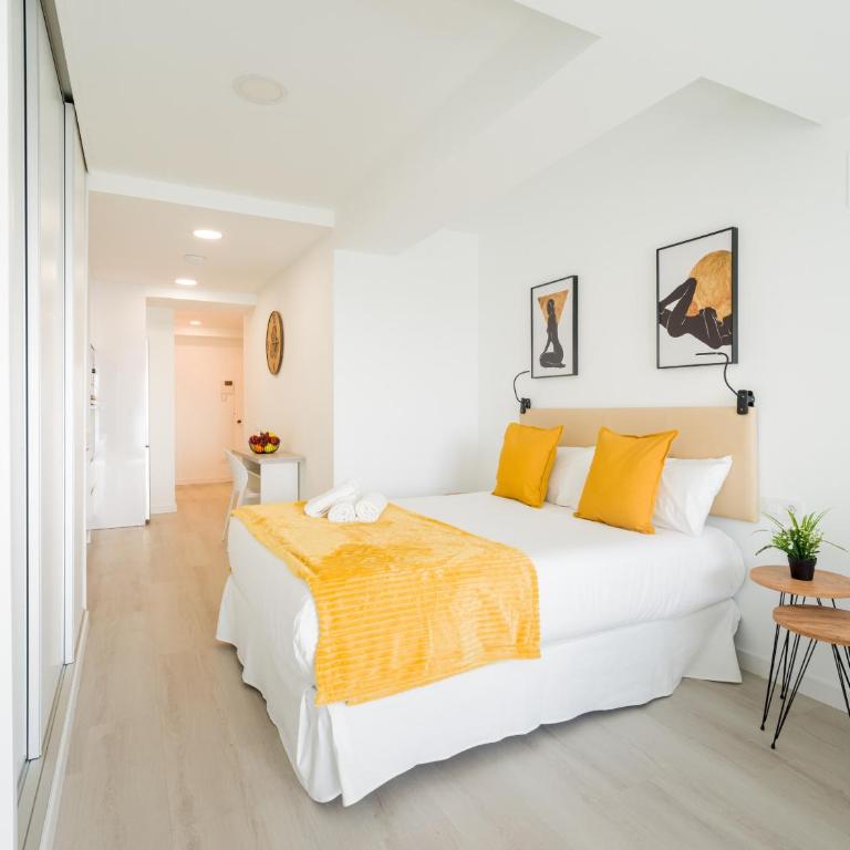Castle Barbican By CanariasGetaway - Studio with Balcony - 20