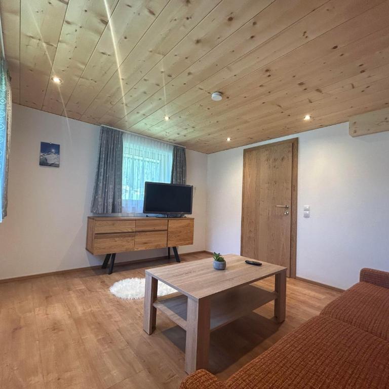 Haus Lechner - Apartment mit 1 Schlafzimmer und Dusche - 10