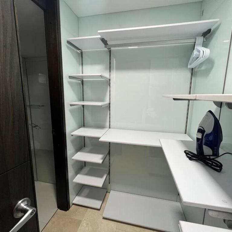 402 - Beautiful Apartament In Heart Of El Poblado - One-Bedroom Apartment - 6