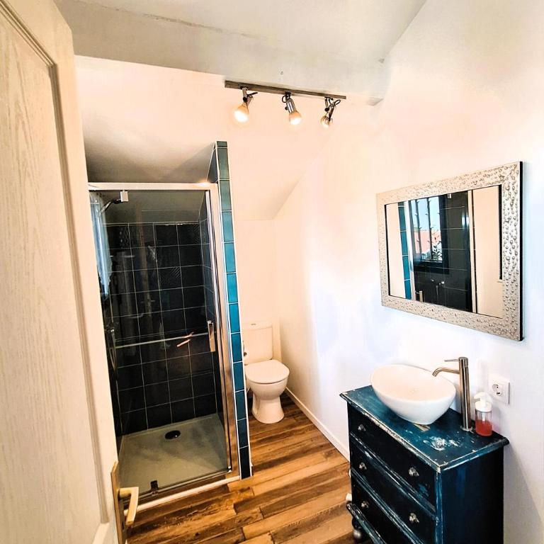 Casa Baia Hendaye - Chambre Triple avec Salle de Bains Privative - 3