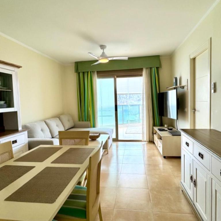 Esmeralda Suite Calpe Apartamento con Vista al Mediterráneo y Parking - Apartamento de 1 dormitorio - 4