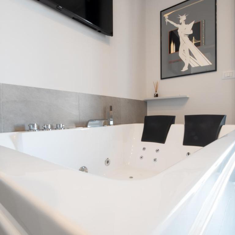 La Meridiana - Suite con Vasca Idromassaggio - 2