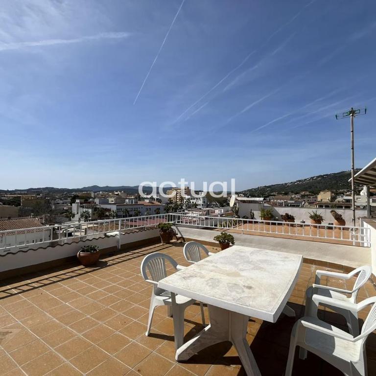 Atico C/ Iglesia - Apartamento de 2 dormitorios - 38