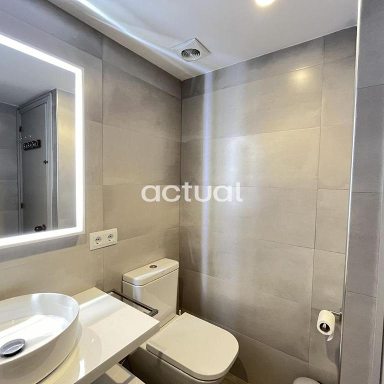 Atico C/ Iglesia - Apartamento de 2 dormitorios - 25