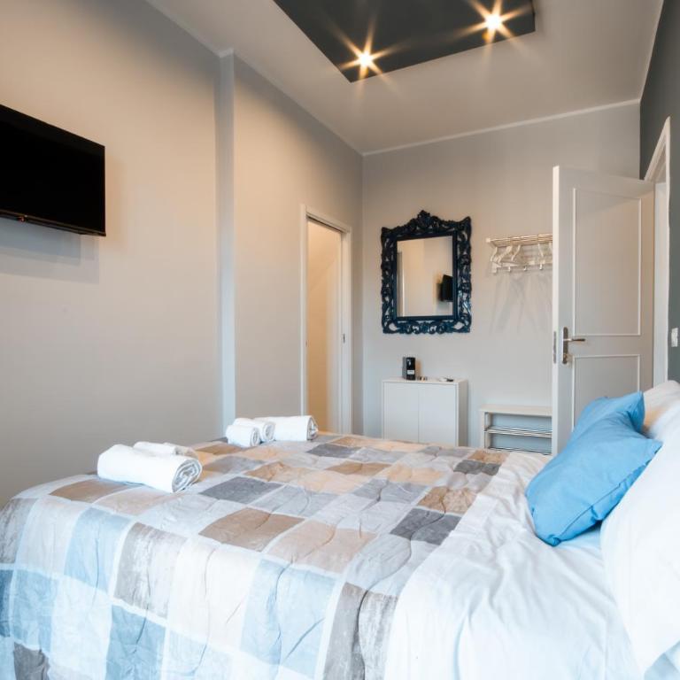La Meridiana - Camera Familiare con Bagno Privato - 7