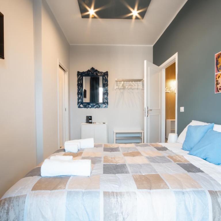 La Meridiana - Camera Familiare con Bagno Privato - 8