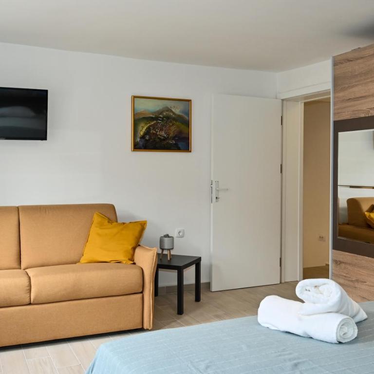Porto Azzurro apartments - Standardni Apartman - 6