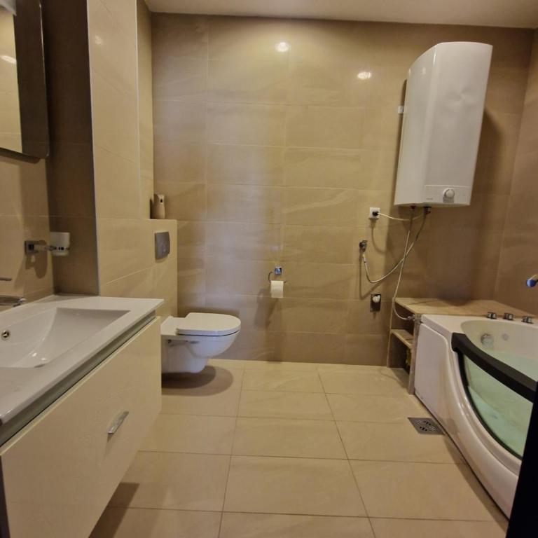 SkyAprt77m Jacuzzi - Apartman sa 1 Spavaćom Sobom - 18
