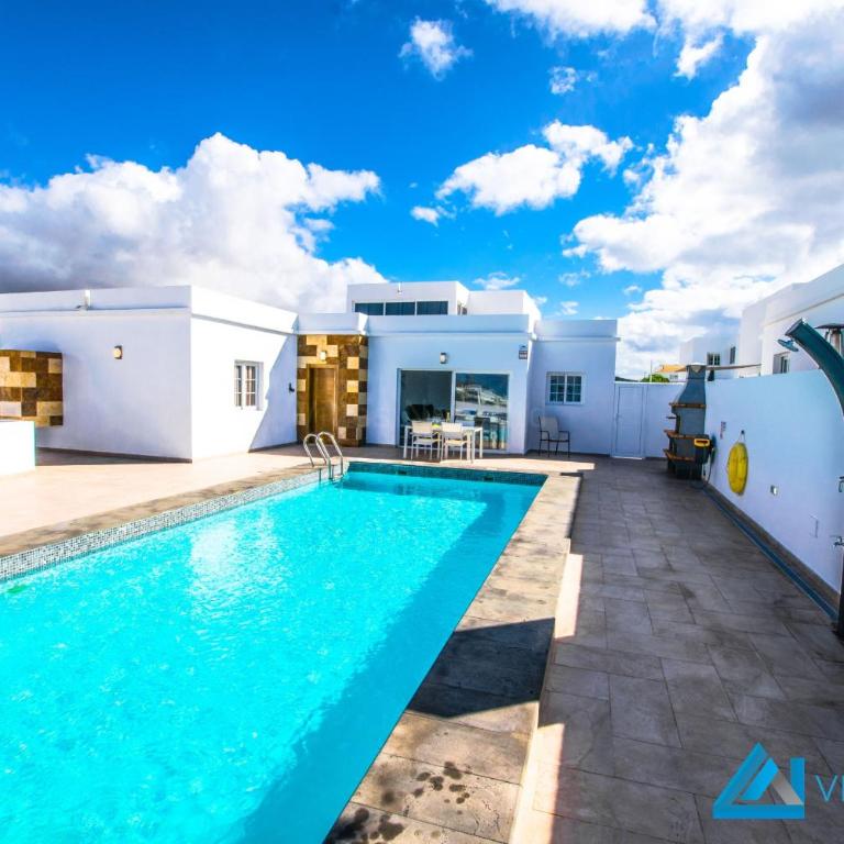 231 - Casa Bill by Villas Now Ltd - Villa with Sea View - 2