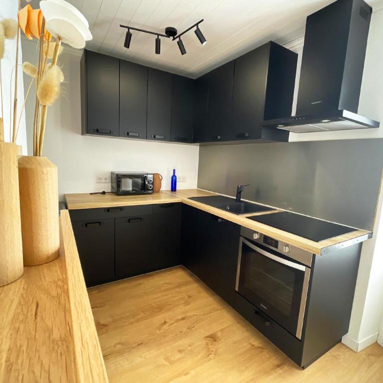 Charmant appartement rénové au cœur de Concarneau - Apartment mit 2 Schlafzimmern - 3