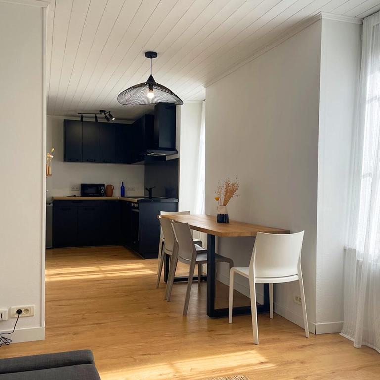Charmant appartement rénové au cœur de Concarneau - Apartment mit 2 Schlafzimmern - 2