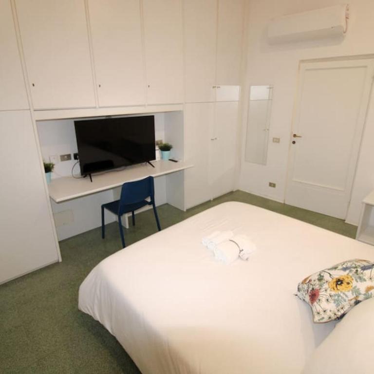 Appartamento al Duomo di Parma - posto auto privato prenotabile - Appartamento con 3 Camere da Letto - 7