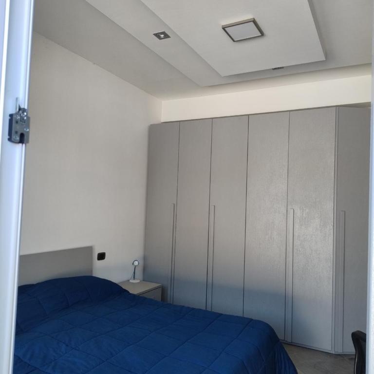 5 Terre Italian Delight Red - One-Bedroom Apartment - 2