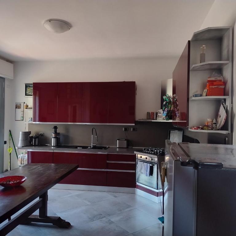 5 Terre Italian Delight Red - One-Bedroom Apartment - 3