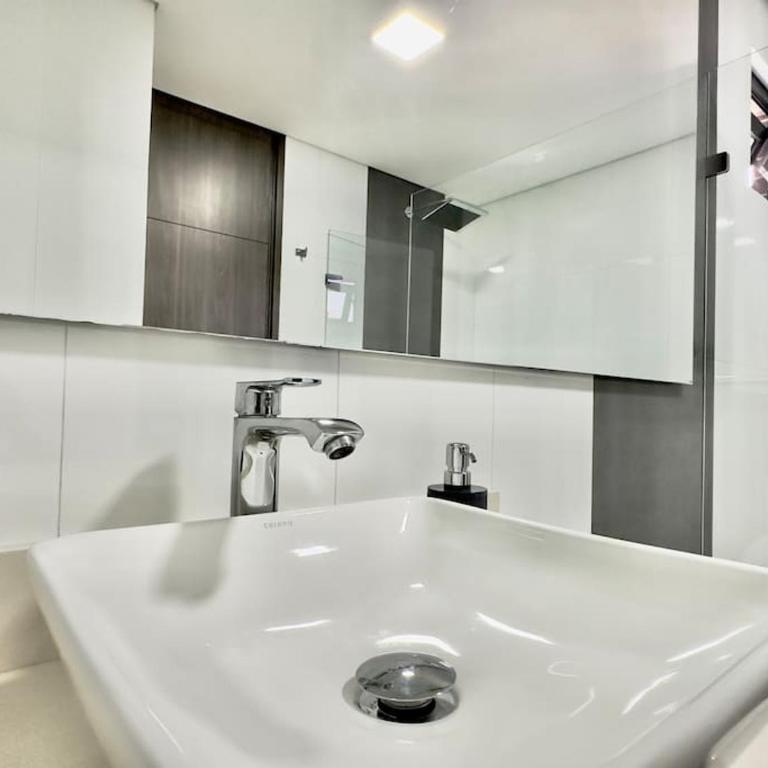 602, Modern apartment in heart of El Poblado + View! - Apartment - 14