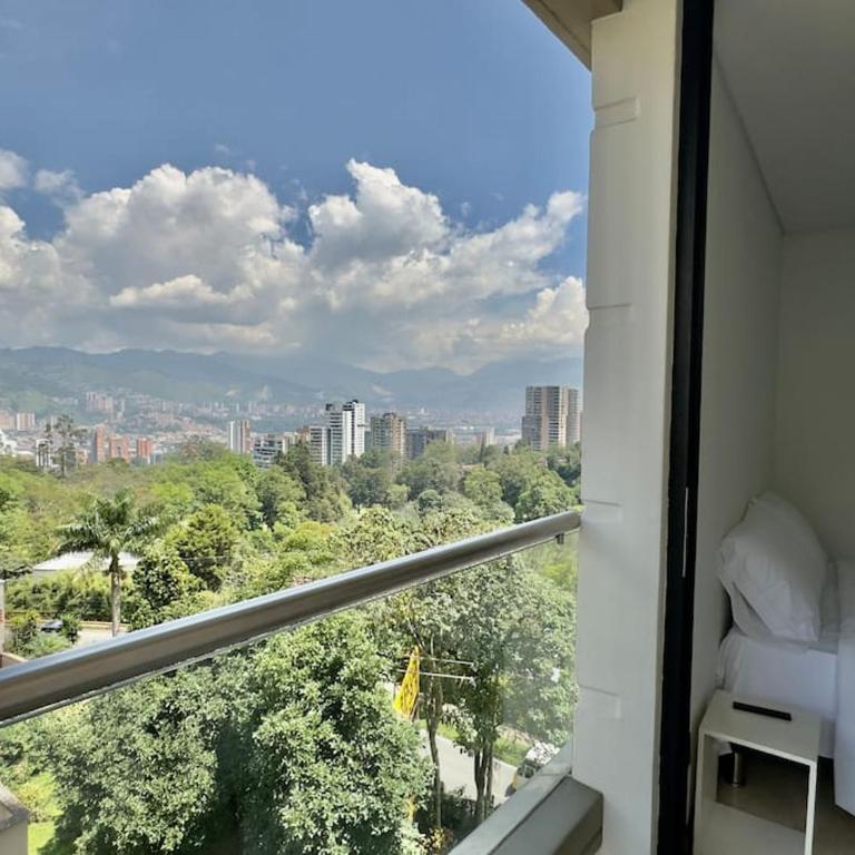 602, Modern apartment in heart of El Poblado + View! - Apartment - 22