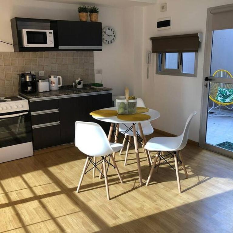 Estudio amoblado con cochera - Apartamento de 1 dormitorio - 13