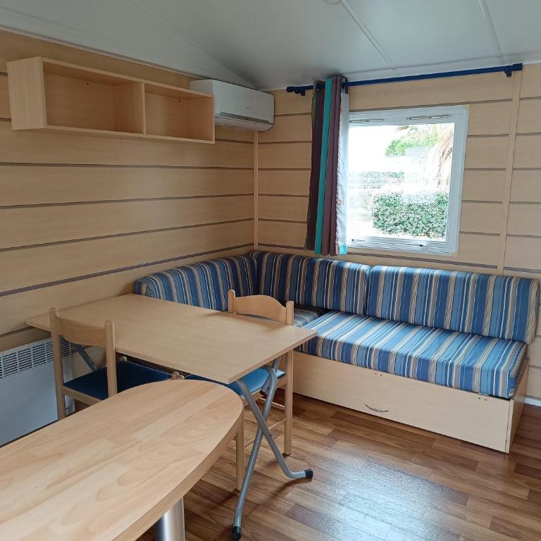 MOBIL HOME LUCKY climatisé camping PORT LA NOUVELLE - Mobile Home - 1