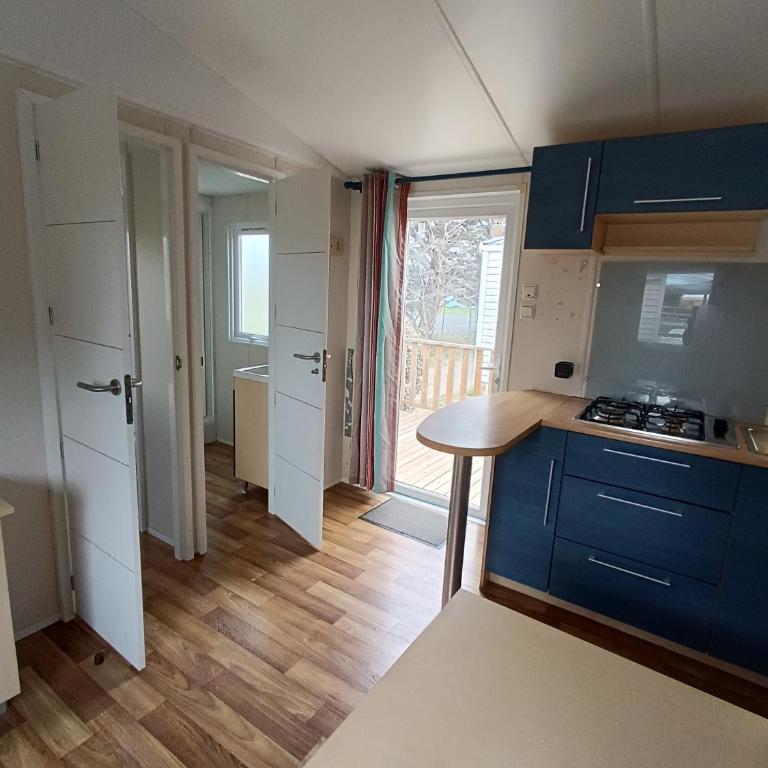 MOBIL HOME LUCKY climatisé camping PORT LA NOUVELLE - Mobile Home - 2