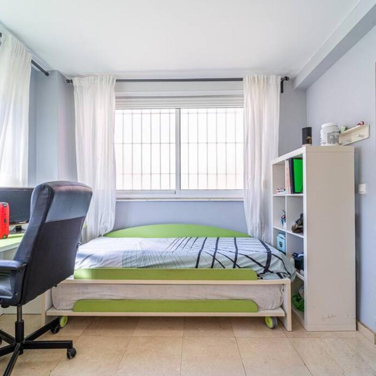 magnífico piso frente al mar - Three-Bedroom Apartment - 9