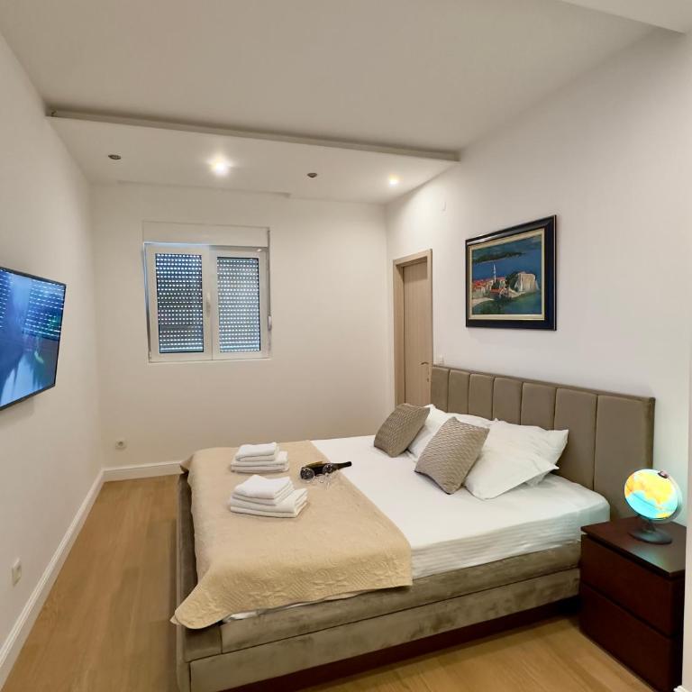 Lux Superior Apartment 120m2 in heart of Budva - Deluks Apartman - 15