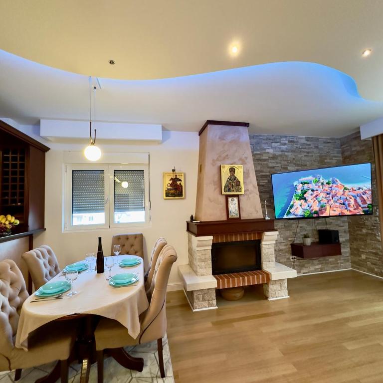 Lux Superior Apartment 120m2 in heart of Budva - Deluxe Apartment - 9