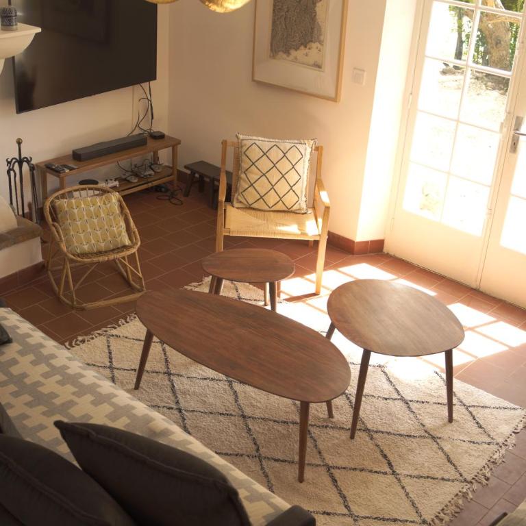 Grand Mas provençal, mer à 200m, parking privé fermé, piscine chauffée - Villa - 3