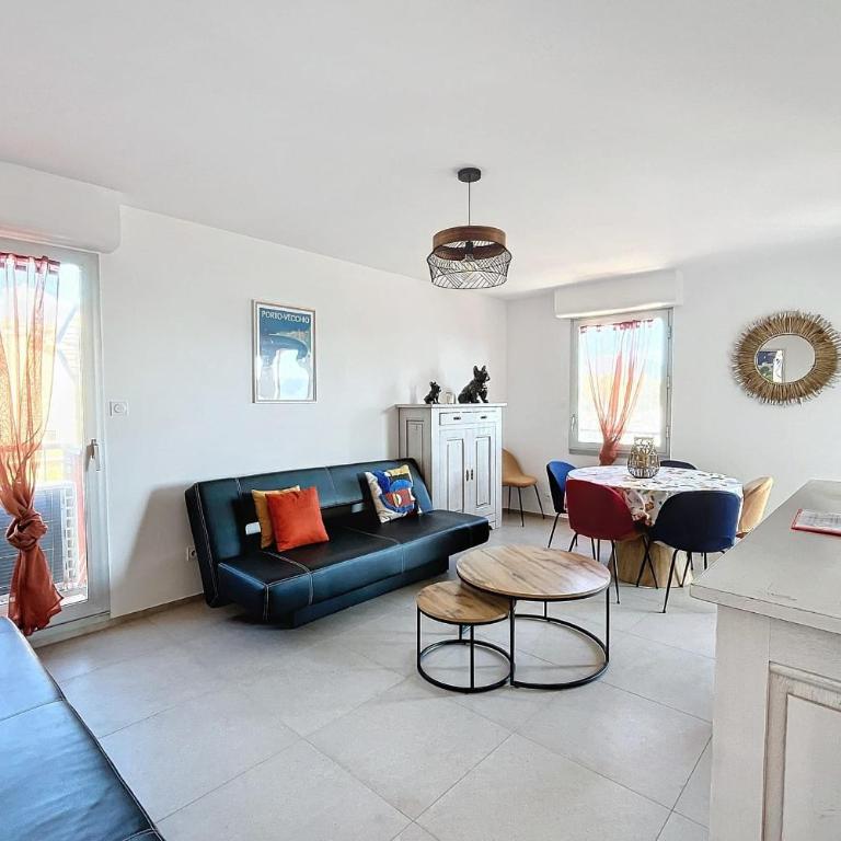 Pretty cocoon with harbour view - Apartment - 5