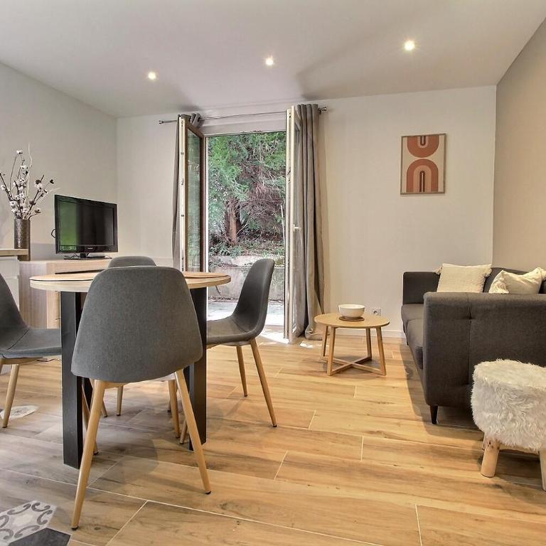 FAMILY appt type 3 centre-ville - Two-Bedroom Apartment - 1