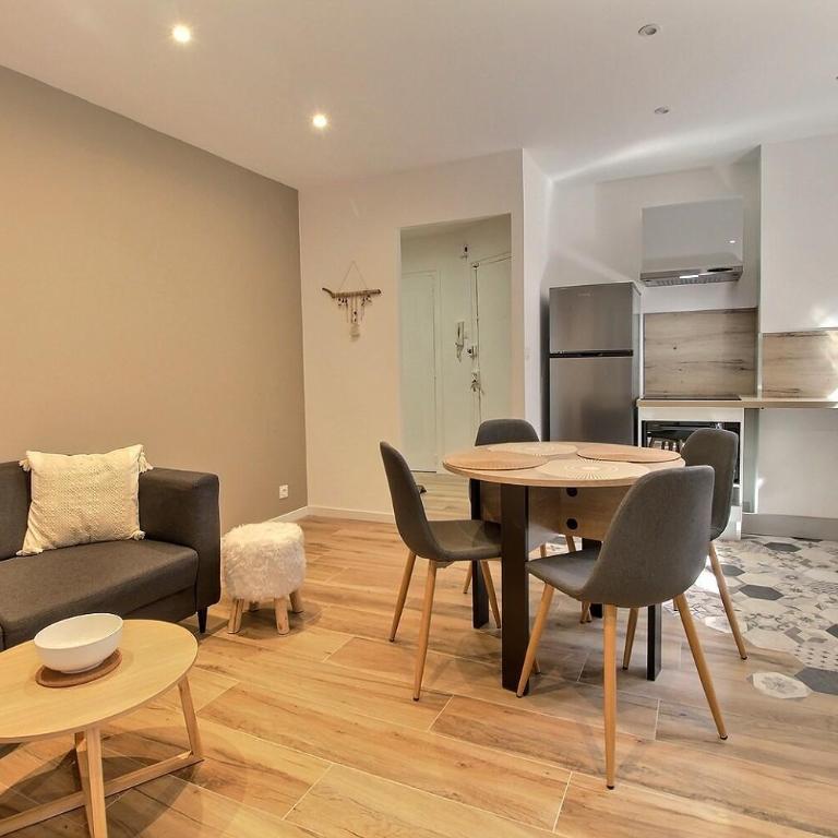 FAMILY appt type 3 centre-ville - Two-Bedroom Apartment - 3