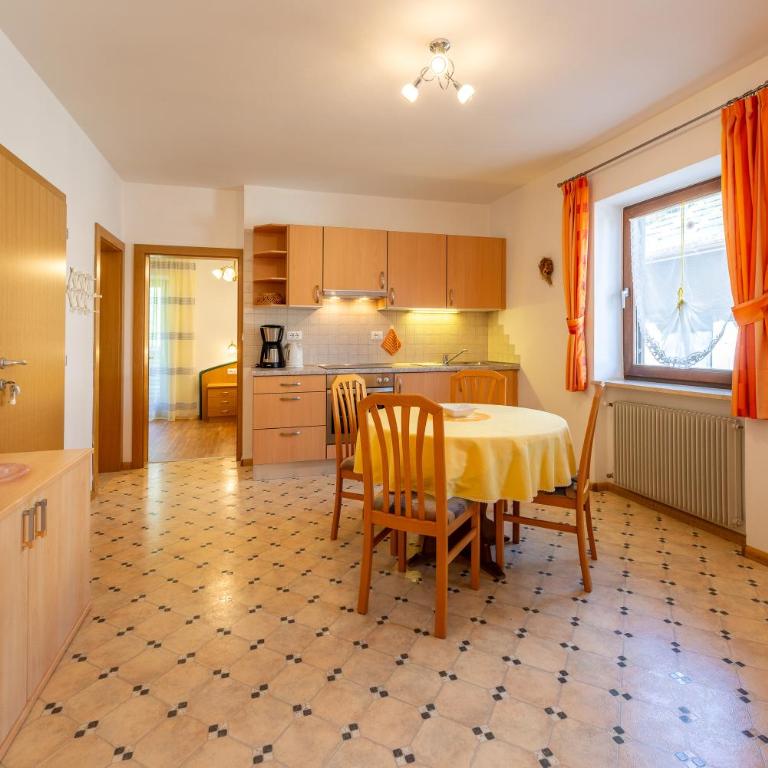 Ferienhof Franzelin - Apartamento con vistas al jardín - 12
