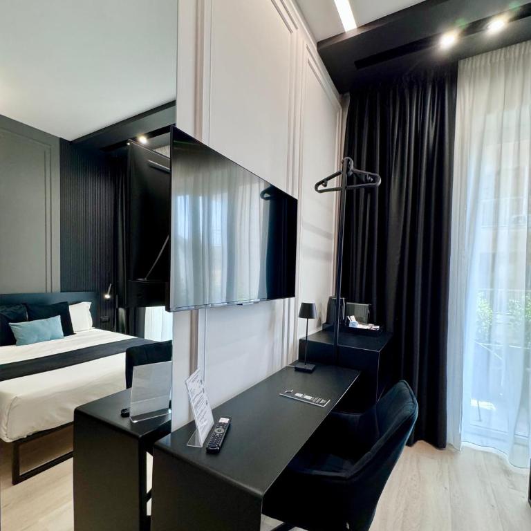 Gallerie Boutique Rooms - Deluxe Double Room with Bath - 4