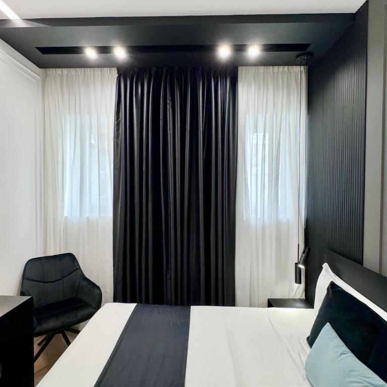 Gallerie Boutique Rooms - Double Room with Private Bathroom - 18