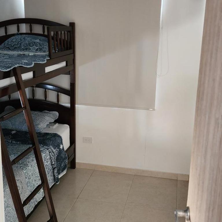 Espectacular apartamento piso 14 al norte de Barranquilla - Habitación Triple Estándar - 7