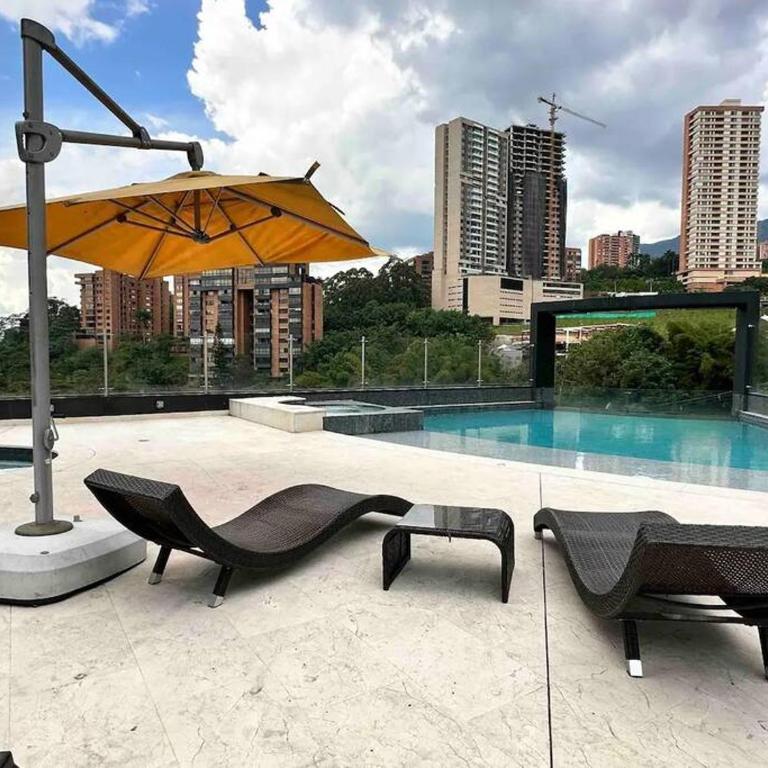 202 Family Haven in El Poblado: Spacious & charming - Apartamento - 49