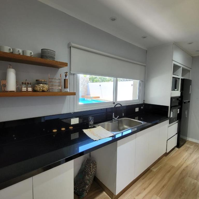 Nuevo Horizonte - Four-Bedroom House - 15