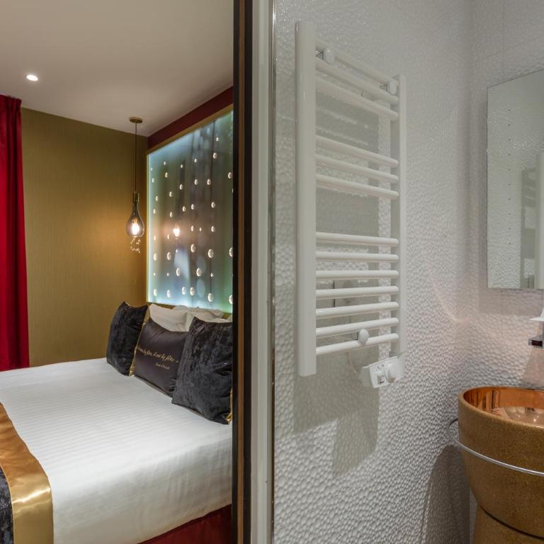 Hotel Les Bulles De Paris - Suite - 5