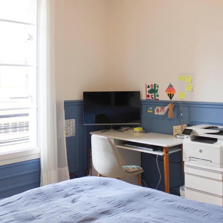 Spacious family nest facing Square des Épinette - Appartement - 21