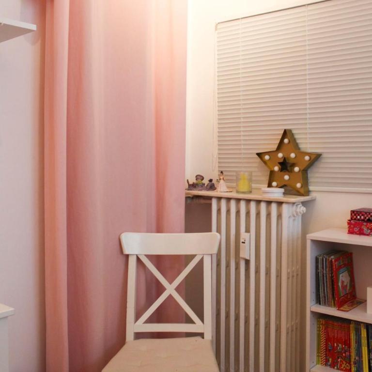 Spacious family nest facing Square des Épinette - Appartement - 27