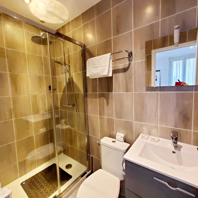 Logis Hôtel Belle Etoile Vichy - Chambre Double Standard - 21