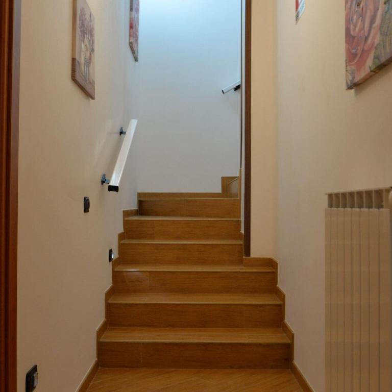 Villa in Casalini with Pool & Olive Garden - Six-Bedroom Holiday Home - 14