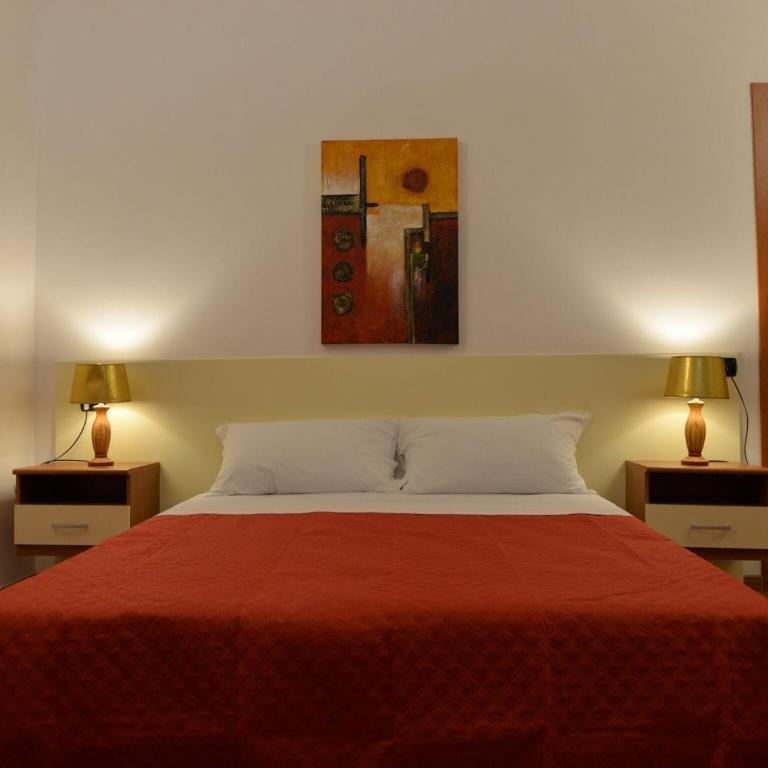 Villa in Casalini with Pool & Olive Garden - Six-Bedroom Holiday Home - 28