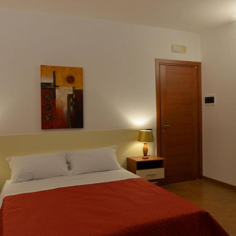 Villa in Casalini with Pool & Olive Garden - Six-Bedroom Holiday Home - 29