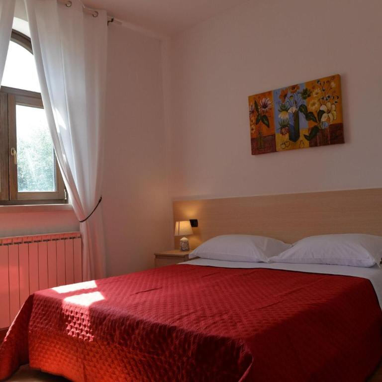 Villa in Casalini with Pool & Olive Garden - Six-Bedroom Holiday Home - 34