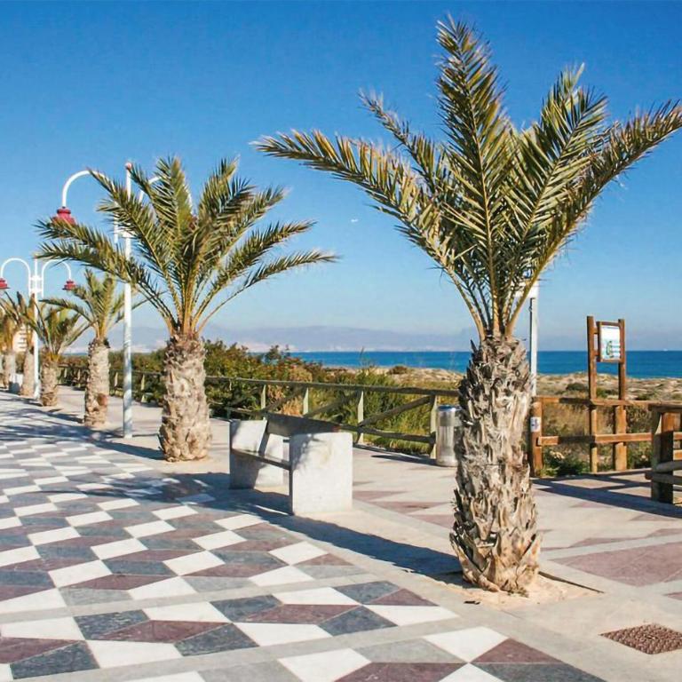 Nice Apartment In Santa Pola With Wifi - Apartamento de 3 dormitorios - 26