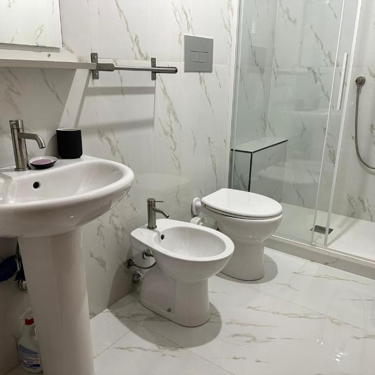 Casa di Azzurra - One-Bedroom Apartment - 12