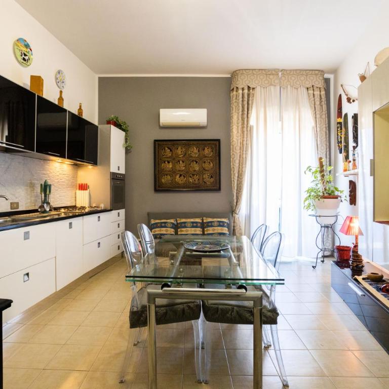 Hola Cathedral House - Appartamento Superior con 1 Camera da Letto e Balcone - 1