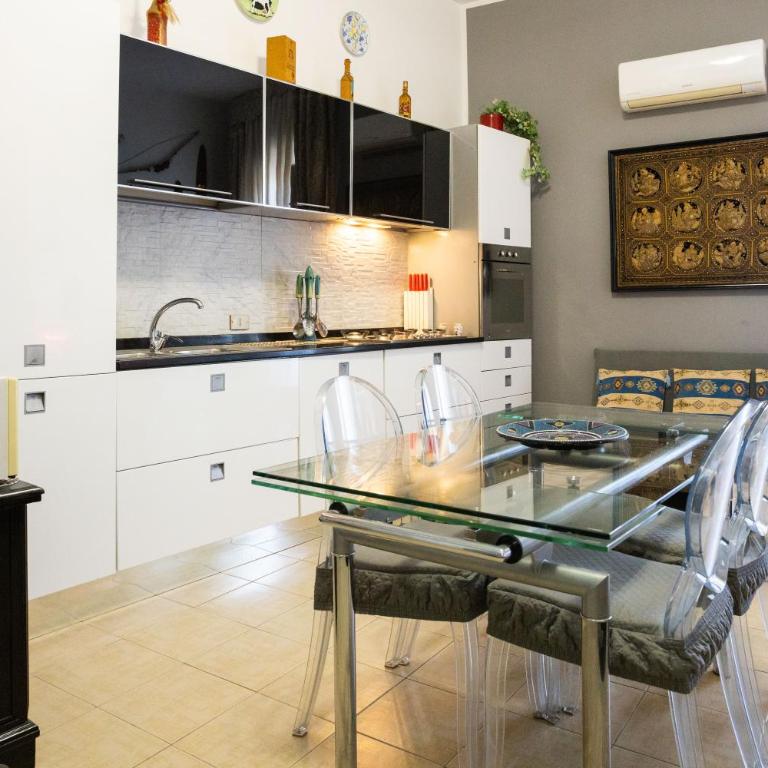 Hola Cathedral House - Appartamento Superior con 1 Camera da Letto e Balcone - 4