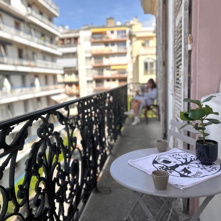 Carla's Residences F1 Hyper Centre - Appartement avec Balcon - 30