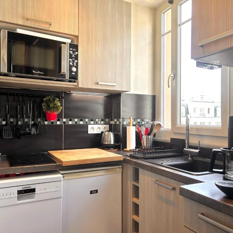 Carla's Residences F1 Hyper Centre - Appartement avec Balcon - 15